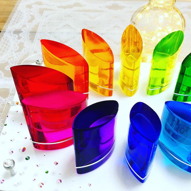 カラーグラス Hspさんが色で叶える 生きづらさを解放する起業スタイル